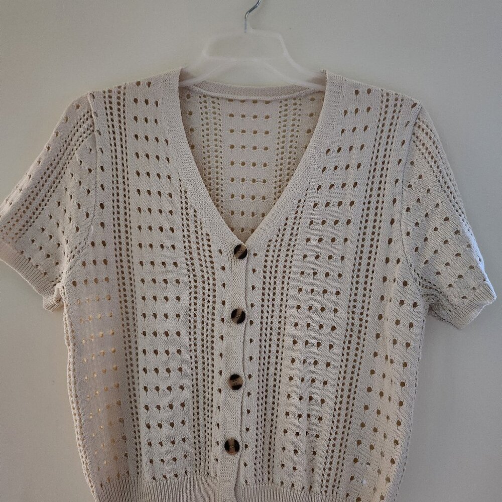 Ecru short sleeve cardigan